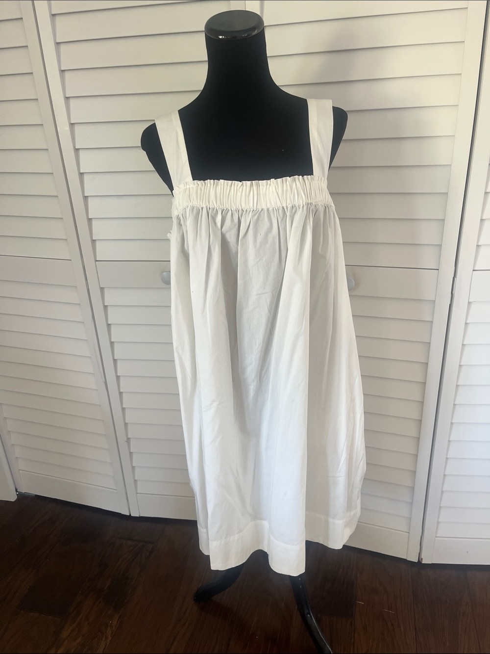 GAP White Sleeveless Gathered Bodice Girls Dress